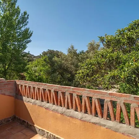 Vakantiehuis In With House A Mountain View *